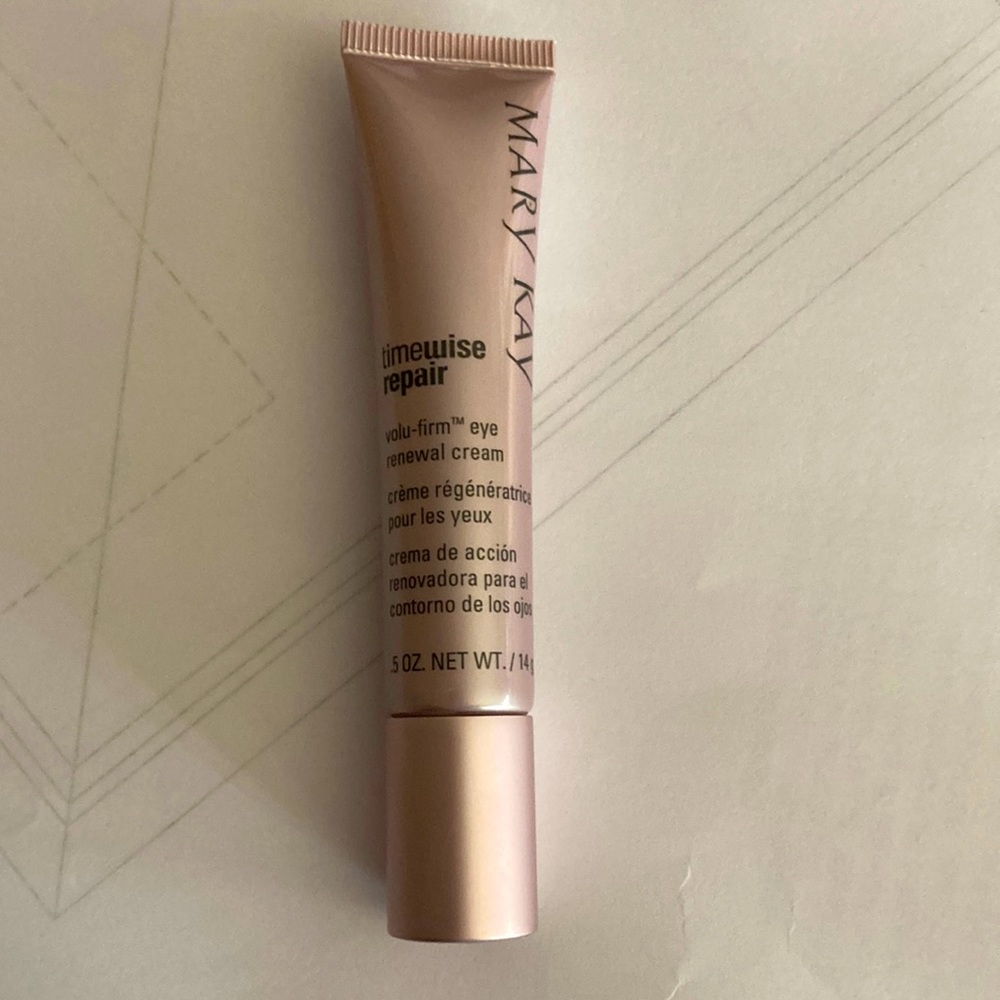 Mary Kay Time Wise Repair volu-firm eye renewal cream